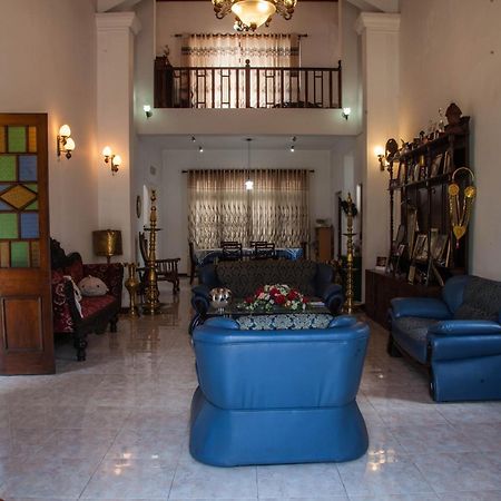 Antique Tourist Lodge Kandy Zewnętrze zdjęcie