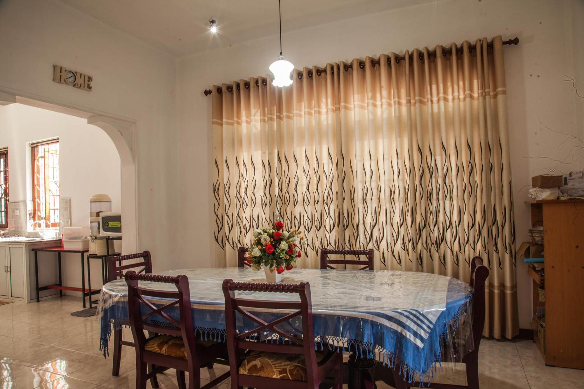 Antique Tourist Lodge Kandy Zewnętrze zdjęcie